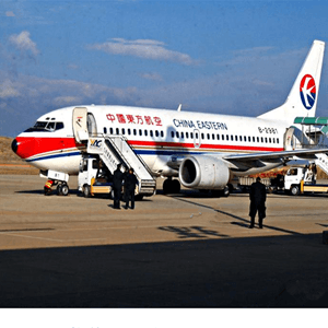 上海浦东机场快运航空快运业稳步发展的原因是什么？